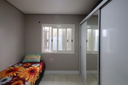 Casa à venda com 67m², 2 quartos e 2 vagasQuarto 2