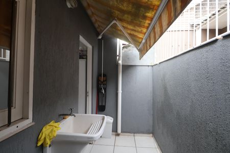Casa à venda com 67m², 2 quartos e 2 vagasÁrea de Serviço