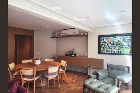 Sala de apartamento à venda com 3 quartos, 112m² em Vila Olímpia, São Paulo