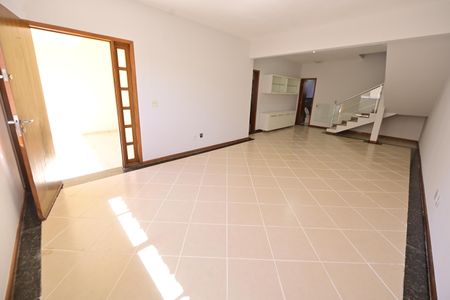 Casa de condomínio para alugar com 183m², 4 quartos e 2 vagasÁrea comum