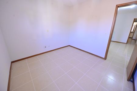 Casa de condomínio para alugar com 183m², 4 quartos e 2 vagasQuarto 4