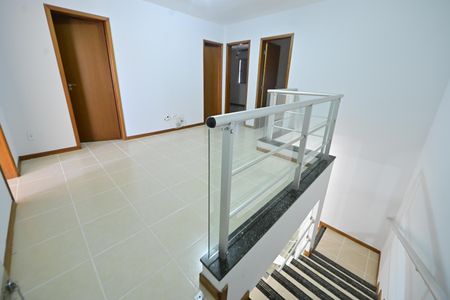 Casa de condomínio para alugar com 183m², 4 quartos e 2 vagasCorredor