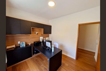 Casa à venda com 249m², 3 quartos e 2 vagasQuarto 2