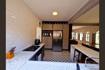 Casa à venda com 249m², 3 quartos e 2 vagasCozinha