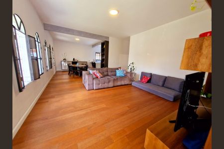 Sala de casa à venda com 3 quartos, 249m² em Vila Isolina Mazzei, São Paulo