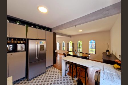 Casa à venda com 249m², 3 quartos e 2 vagasCozinha