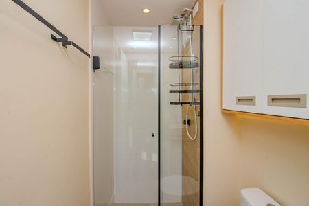 Apartamento à venda com 40m², 2 quartos e 1 vaga Apartamento à venda com 40m², 2 quartos e 1 vagaBanheiro