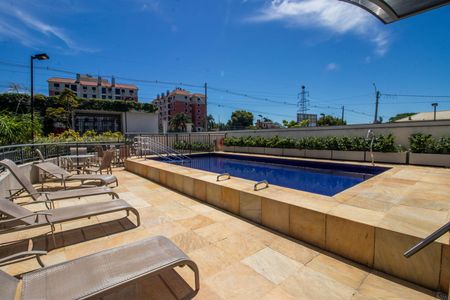 Apartamento à venda com 40m², 2 quartos e 1 vaga Apartamento à venda com 40m², 2 quartos e 1 vagaÁrea comum - Piscina