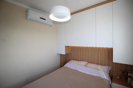 Quarto 1 de apartamento para alugar com 2 quartos, 40m² em Sarandi, Porto Alegre