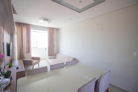 Sala de apartamento à venda com 3 quartos, 78m² em Centro, Betim