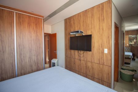 Apartamento à venda com 78m², 3 quartos e 2 vagas Suíte