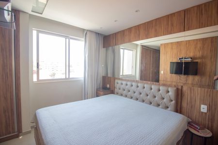 Apartamento à venda com 78m², 3 quartos e 2 vagas Suíte