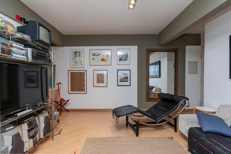 Apartamento à venda com 97m², 2 quartos e 1 vaga Apartamento à venda com 97m², 2 quartos e 1 vagaSala