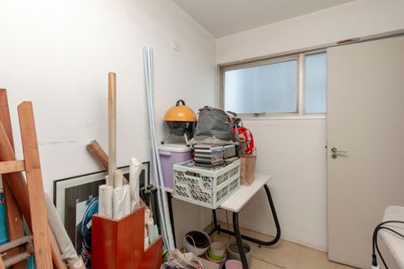 Apartamento à venda com 97m², 2 quartos e 1 vaga Apartamento à venda com 97m², 2 quartos e 1 vagaQuarto de Serviço
