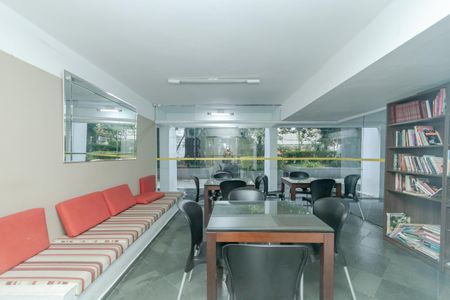 Apartamento à venda com 97m², 2 quartos e 1 vaga Apartamento à venda com 97m², 2 quartos e 1 vagaCoworking