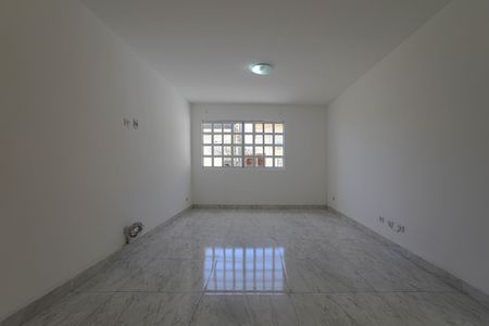 Sala de casa de condomínio para alugar com 3 quartos, 227m² em Conjunto Residencial Nova Bertioga, Mogi das Cruzes