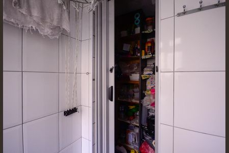 Apartamento à venda com 60m², 3 quartos e 1 vagaÁrea de Serviço 