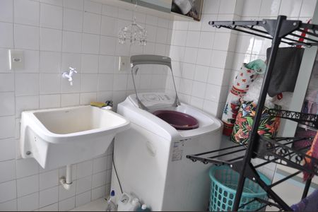 Apartamento à venda com 80m², 3 quartos e 1 vagaÁrea de Serviço