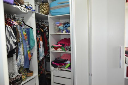 Apartamento à venda com 80m², 3 quartos e 1 vagaCloset do quarto 3