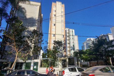 Apartamento para alugar com 260m², 3 quartos e 3 vagasFachada
