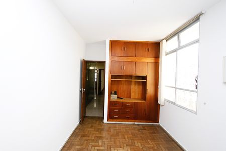 Casa à venda com 360m², 4 quartos e 4 vagasQuarto 2
