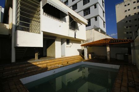 Casa à venda com 360m², 4 quartos e 4 vagasÁrea Externa