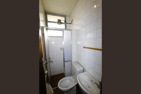 Casa à venda com 360m², 4 quartos e 4 vagasBanheiro de Serviço