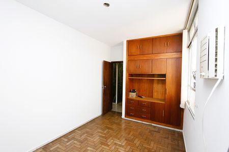 Casa à venda com 360m², 4 quartos e 4 vagasQuarto 2