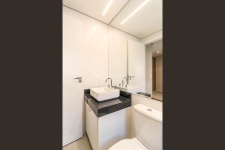 Casa de condomínio para alugar com 146m², 2 quartos e 2 vagas Casa de condomínio para alugar com 146m², 2 quartos e 2 vagasBanheiro da Suíte 1