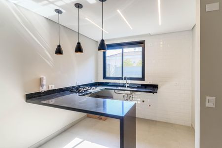 Casa de condomínio para alugar com 146m², 2 quartos e 2 vagas Casa de condomínio para alugar com 146m², 2 quartos e 2 vagasCozinha