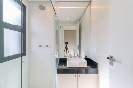 Casa de condomínio para alugar com 146m², 2 quartos e 2 vagas Casa de condomínio para alugar com 146m², 2 quartos e 2 vagasBanheiro da Suíte 2