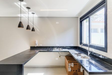 Casa de condomínio para alugar com 146m², 2 quartos e 2 vagas Casa de condomínio para alugar com 146m², 2 quartos e 2 vagasCozinha