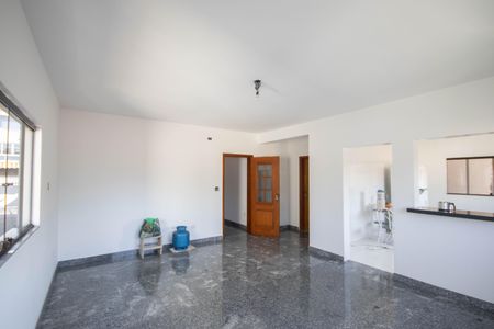 Casa à venda com 450m², 6 quartos e 6 vagasSala de Jantar