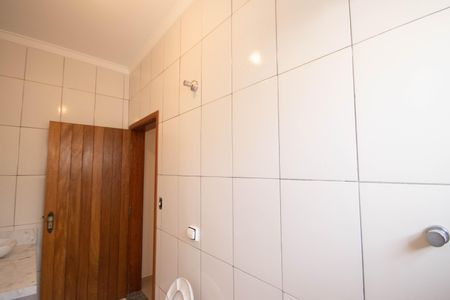 Casa à venda com 450m², 6 quartos e 6 vagasBanheiro de serviço