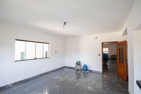 Casa à venda com 450m², 6 quartos e 6 vagasSala de Jantar
