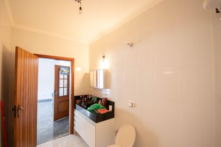 Casa à venda com 450m², 6 quartos e 6 vagasBanheiro