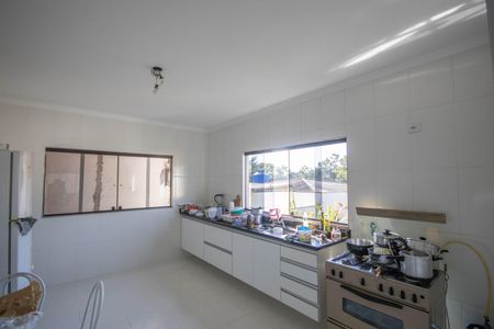 Casa à venda com 450m², 6 quartos e 6 vagasCozinha