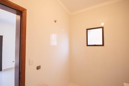 Casa à venda com 450m², 6 quartos e 6 vagasBanheiro da Suíte 2