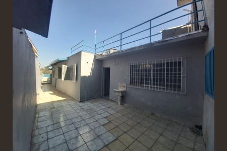 Foto 13 de casa à venda com 4 quartos, 140m² em Vila Gomes, São Paulo