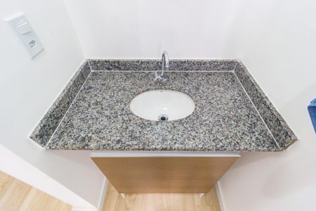 Apartamento para alugar com 35m², 2 quartos e sem vaga Apartamento para alugar com 35m², 2 quartos e sem vagaDetalhe - Banheiro