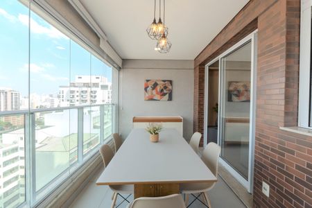 Sacada de apartamento à venda com 2 quartos, 64m² em Bela Vista, São Paulo