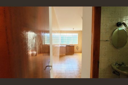 Casa à venda com 107m², 3 quartos e 2 vagasCozinha
