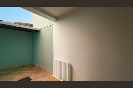 Casa à venda com 107m², 3 quartos e 2 vagasQuintal