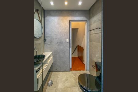 Casa à venda com 105m², 3 quartos e 2 vagas Casa à venda com 105m², 3 quartos e 2 vagasBanheiro Social