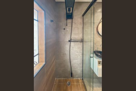 Casa à venda com 105m², 3 quartos e 2 vagas Casa à venda com 105m², 3 quartos e 2 vagasBanheiro Social