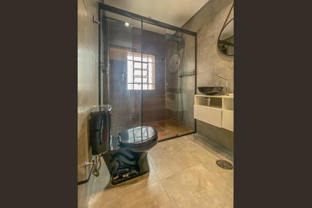 Casa à venda com 105m², 3 quartos e 2 vagas Casa à venda com 105m², 3 quartos e 2 vagasBanheiro Social