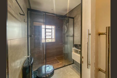 Casa à venda com 105m², 3 quartos e 2 vagas Casa à venda com 105m², 3 quartos e 2 vagasBanheiro Social