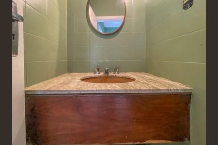 Casa à venda com 105m², 3 quartos e 2 vagas Casa à venda com 105m², 3 quartos e 2 vagasBanheiro da Suíte