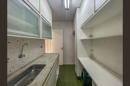 Casa à venda com 105m², 3 quartos e 2 vagas Casa à venda com 105m², 3 quartos e 2 vagasCozinha