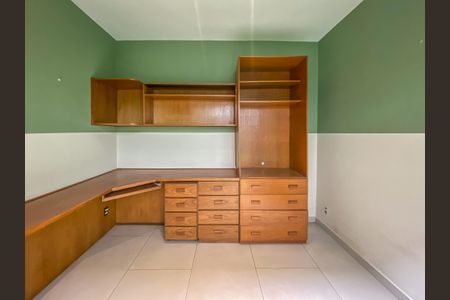 Casa à venda com 105m², 3 quartos e 2 vagas Casa à venda com 105m², 3 quartos e 2 vagasSuíte